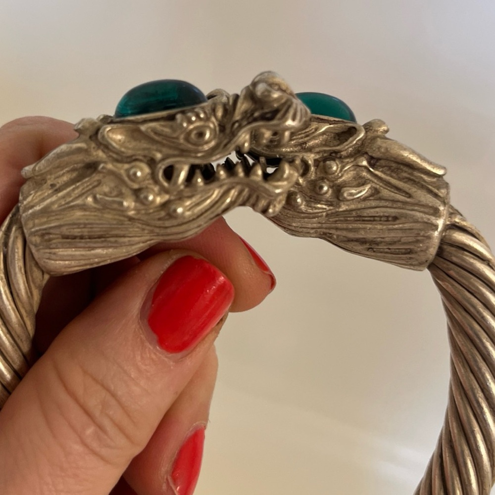 Vintage Double Dragon Heads Silver Tone Bracelet with Green Accents - Picture 11 of 16